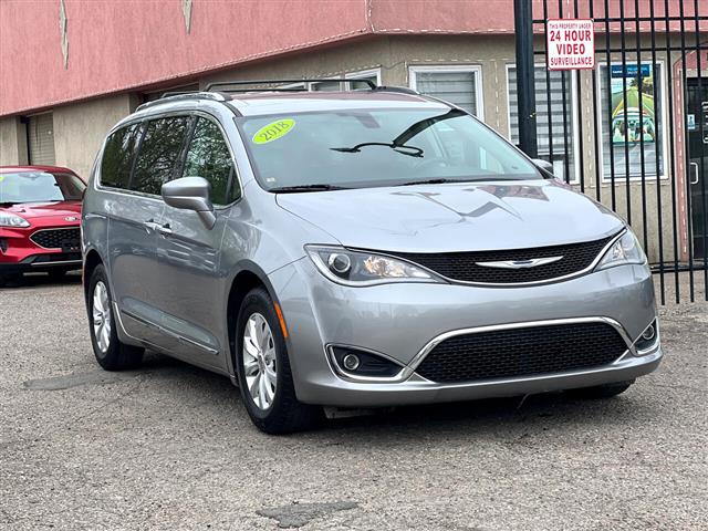 $18999 : 2018 Pacifica image 4