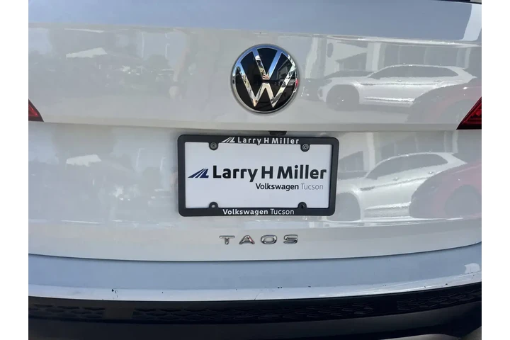 Volkswagen Taos 2023 S 4dr S image 6