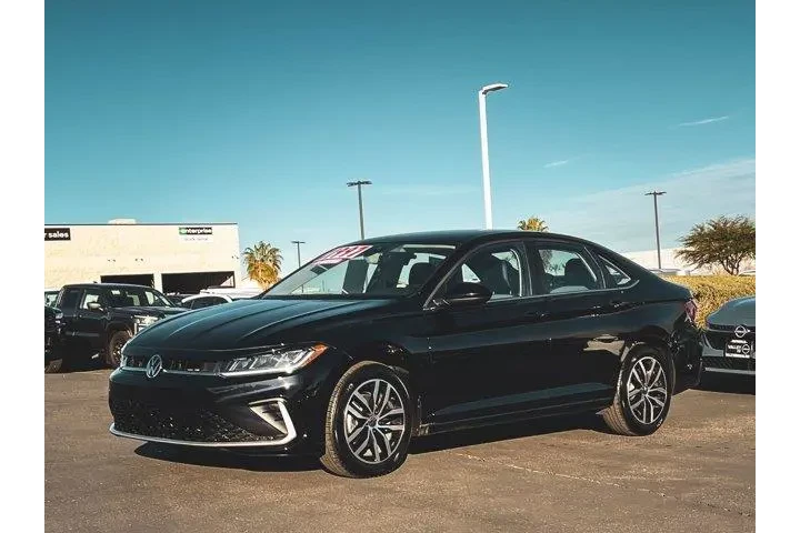 $21997 : Volkswagen Jetta 2025 SE 4dr image 7