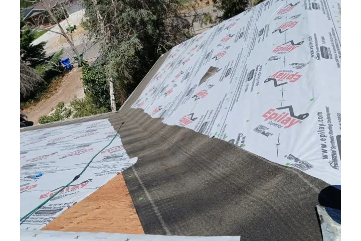 AT Max Roofing LLC image 2