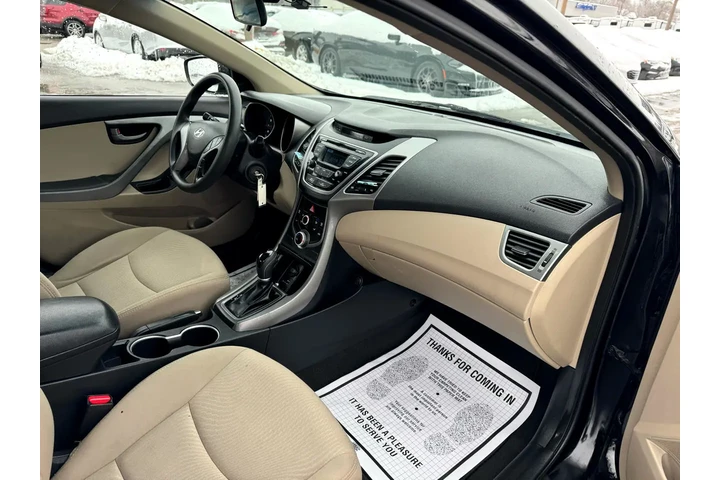 $9980 : 2016 Elantra 4dr Sdn Auto SE image 9