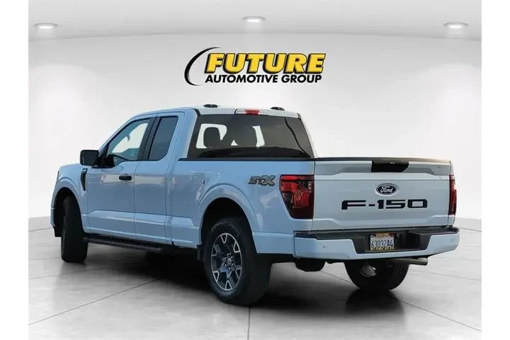 $32688 : Ford F-150 2024 4x2 STX 4dr image 6