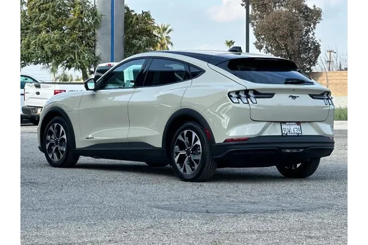 $31990 : Ford Mustang Mach-E 2025 Sel image 5