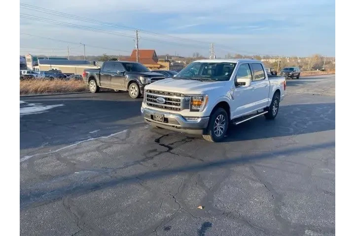 $35998 : Ford F-150 2022 4x4 Lariat 4 image 1