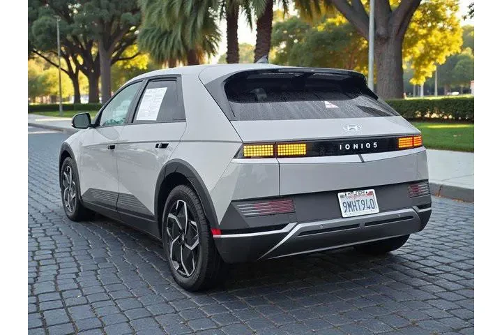 $24995 : Hyundai IONIQ 5 2024 SEL 4dr image 6
