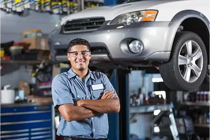 SE BUSCA TÉCNICO AUTOMOTRIZ image 3