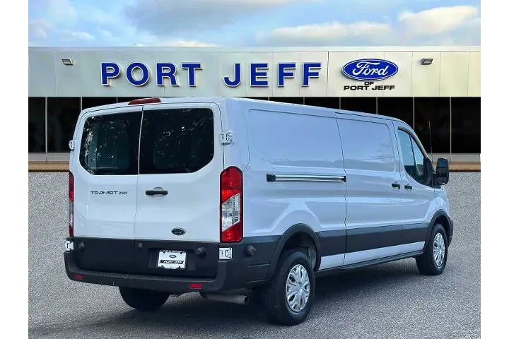 $24529 : Ford Transit 2020 250 3dr SW image 5