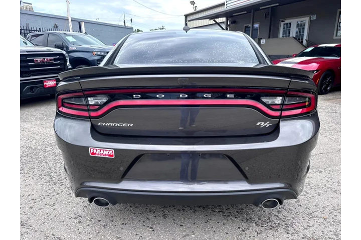 2022 Charger R/T image 4