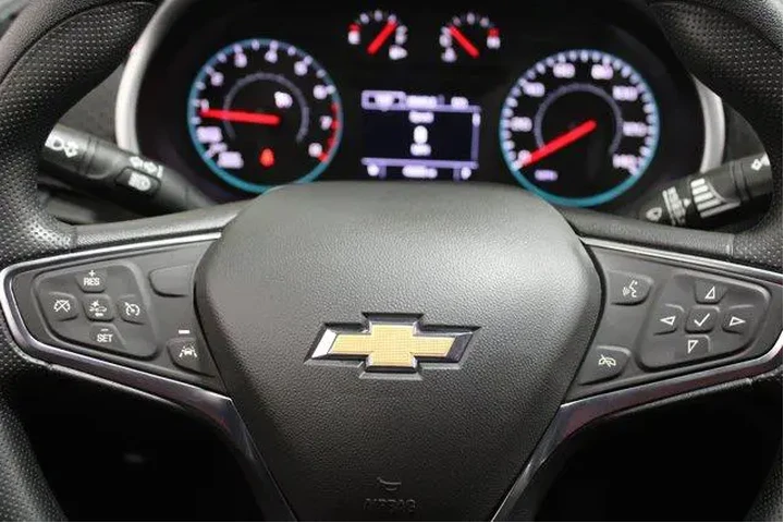 $21988 : Chevrolet Malibu 2024 LT 4dr image 8