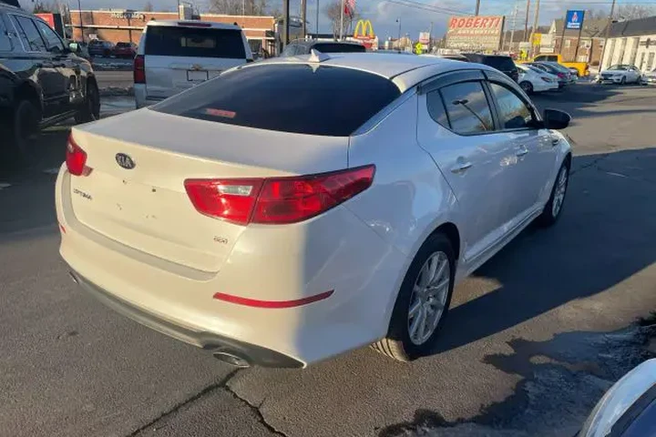 $11995 : 2015 KIA OPTIMA image 3