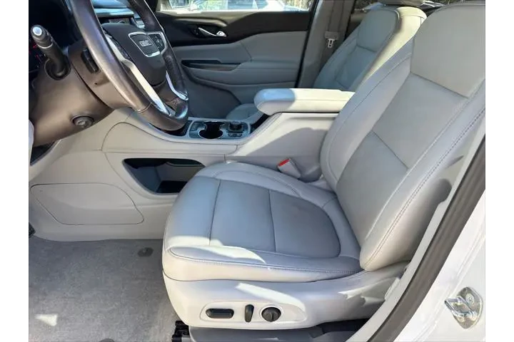 $23120 : GMC Acadia 2021 SLT 4dr SUV image 9