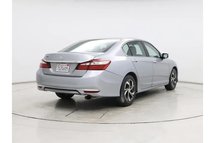 $16998 : Honda Accord 2016 LX 4dr Sed image 8