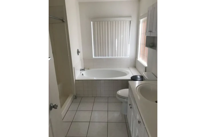 $2590 : Rentals available image 9