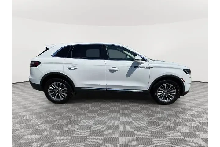 $28360 : Lincoln Nautilus 2022 AWD St image 7