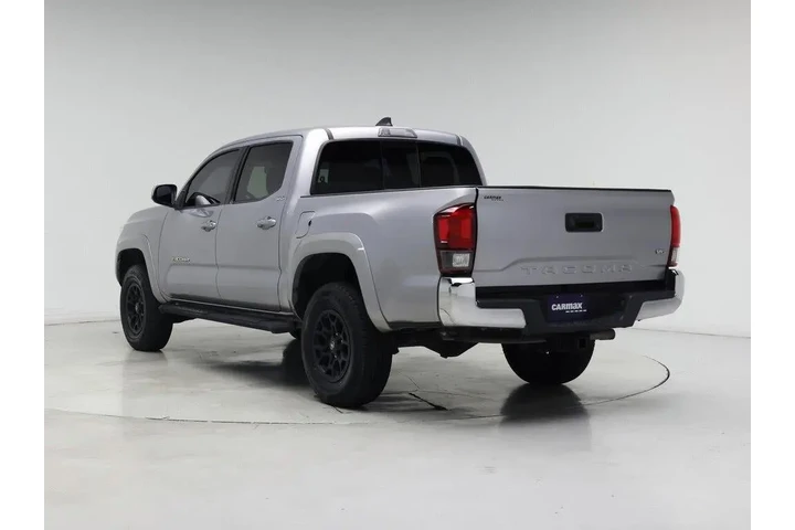 $27998 : Toyota Tacoma 2020 4x2 SR5 V image 2