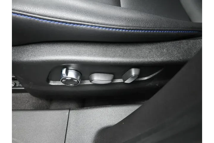 $34991 : Cadillac XT4 2024 Sport 4dr image 8