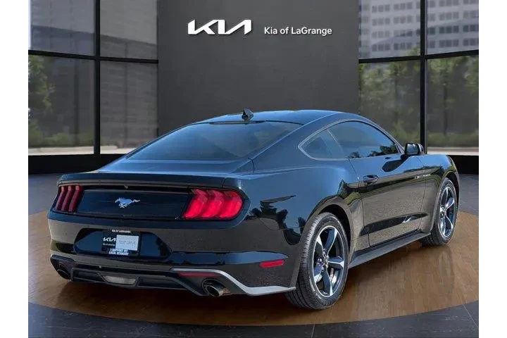 Ford Mustang 2020 EcoBoost 2 image 8