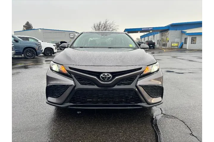 $23499 : Toyota Camry 2023 SE 4dr Sed image 2