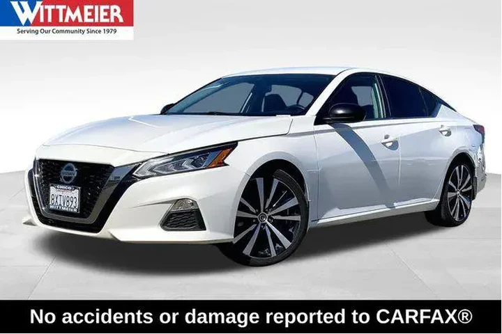 $9985 : Nissan Altima 2021 2.5 SR 4d image 1