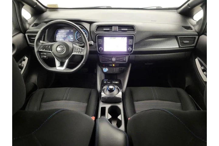 $13998 : Nissan LEAF 2020 SV 4dr Hatc image 9