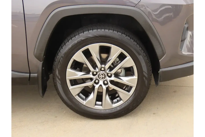 $30999 : Toyota RAV4 2023 Limited 4dr image 9