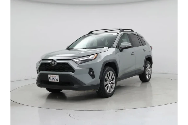 $30998 : Toyota RAV4 2022 AWD XLE Pre image 4