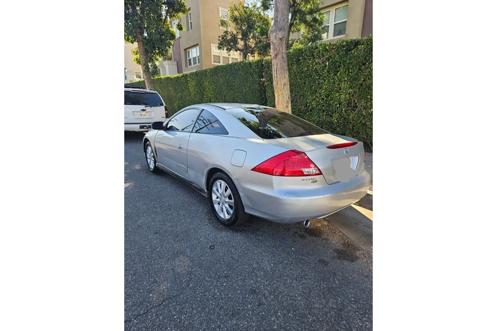 $2400 : Honda Accord 2006 image 1