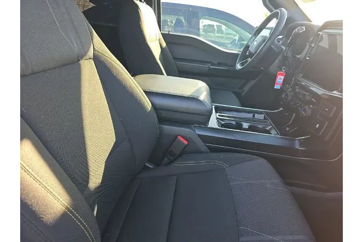 $32499 : Ford F-150 2025 4x2 STX 4dr image 8