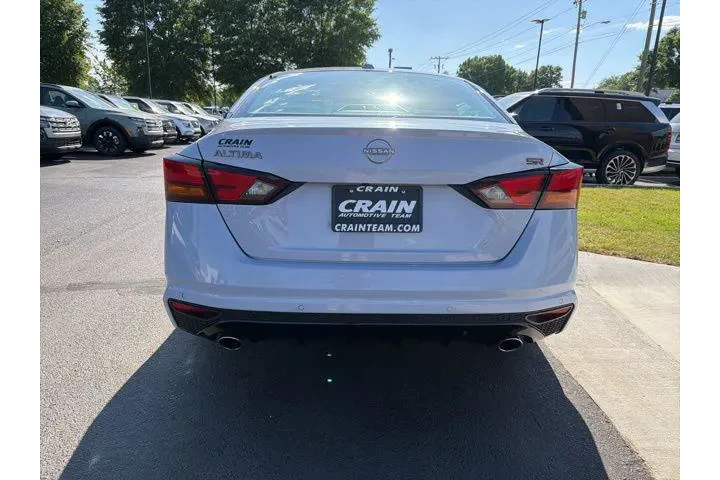 $25840 : Nissan Altima 2025 2.5 SR 4d image 6