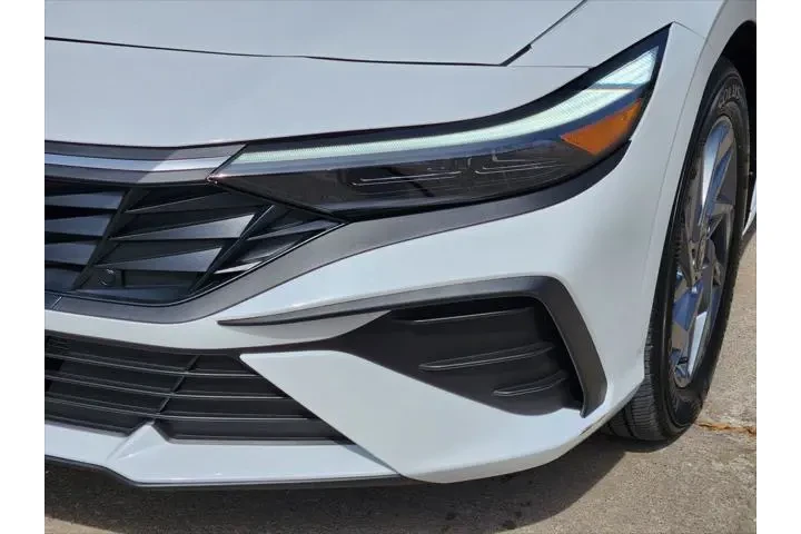 $23200 : Hyundai ELANTRA Hybrid 2025 image 7