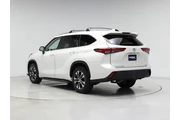 $24998 : Toyota Highlander 2021 XLE 4 thumbnail