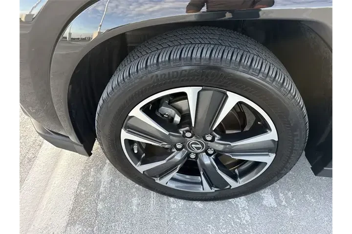 $31688 : Lexus UX 250h 2023 Premium 4 image 10