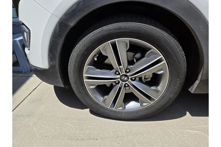 $5000 : 2015 Hyundai Santa Fe Limited image 10