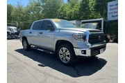 2018 Tundra SR5 en Elizabeth