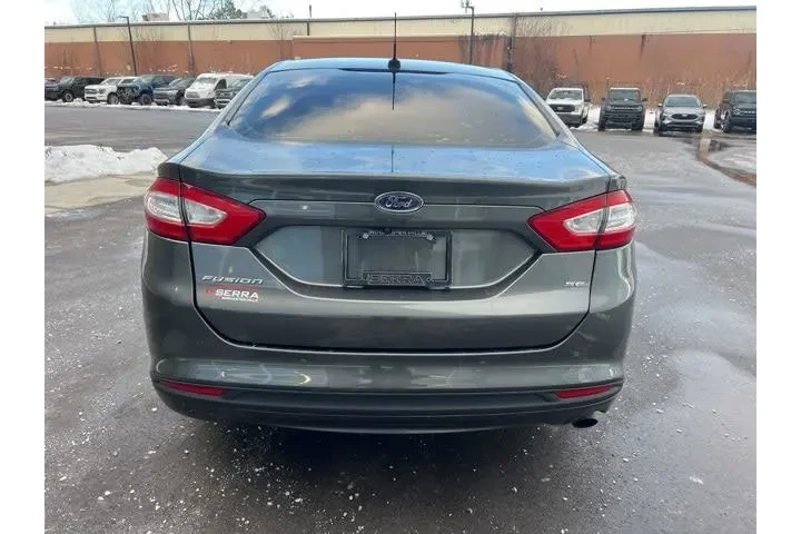 $7638 : Ford Fusion 2016 SE 4dr Seda image 6