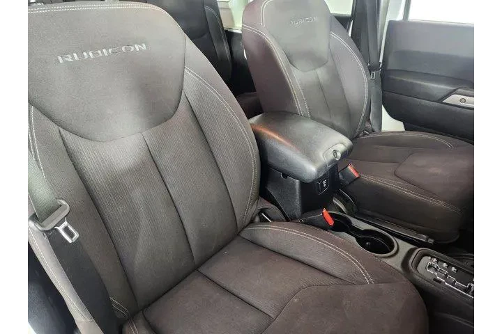 $20014 : Jeep Wrangler Unlimited 2013 image 10