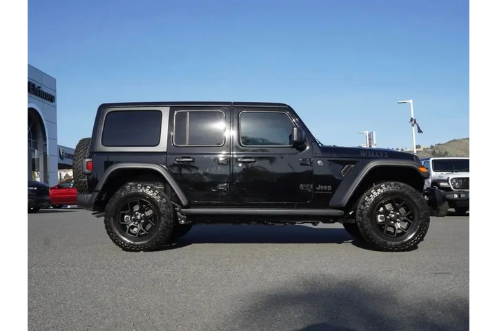 $38418 : Jeep Wrangler 2024 4x4 Sport image 3