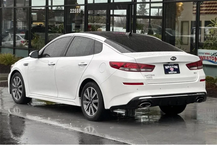 $17962 : Kia Optima 2020 EX Premium 4 image 6