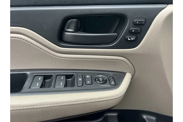 $13900 : 2018 Odyssey EX-L image 10