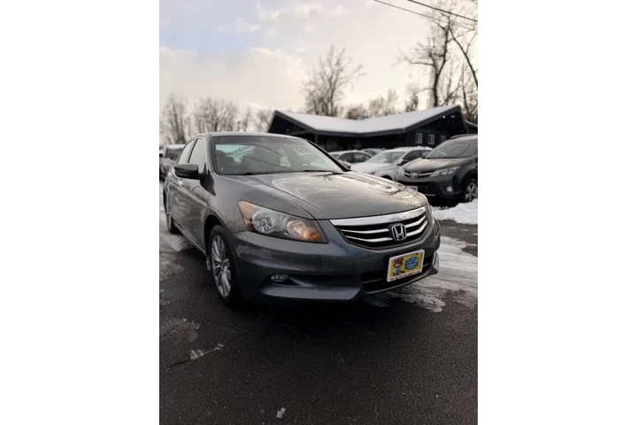 $9995 : 2011 Accord EX-L V6 image 6