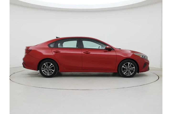 $16998 : Kia Forte 2024 LXS 4dr Sedan image 7