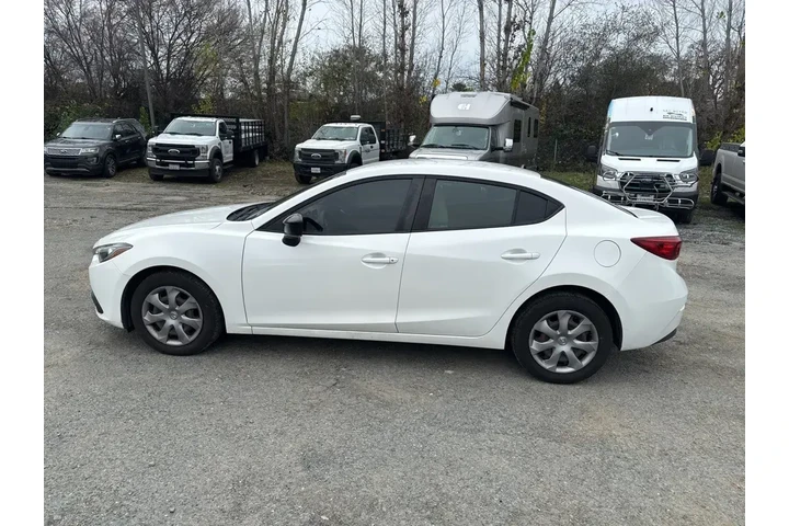$8995 : Mazda Mazda3 2014 i SV 4dr S image 2