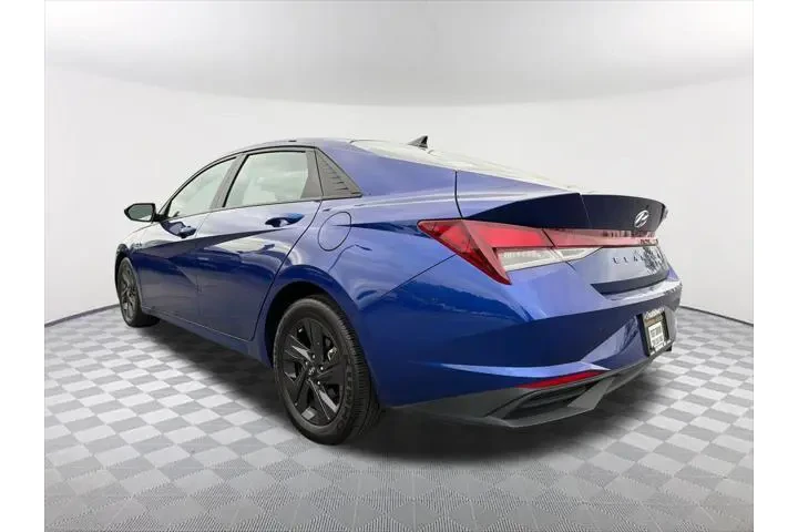 $17392 : Hyundai ELANTRA 2023 SEL 4dr image 7