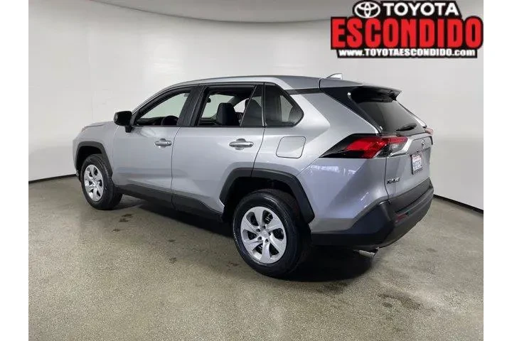 $32998 : Toyota RAV4 2024 LE 4dr SUV image 5