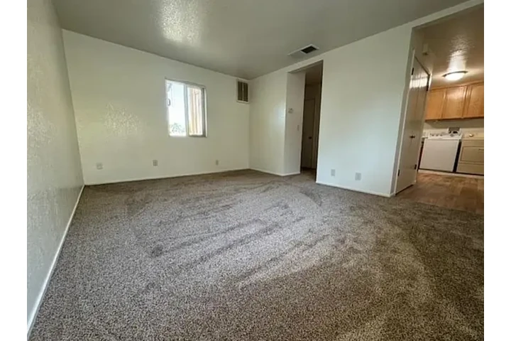 $1050 : Unidad final de Rosemead, CA image 3