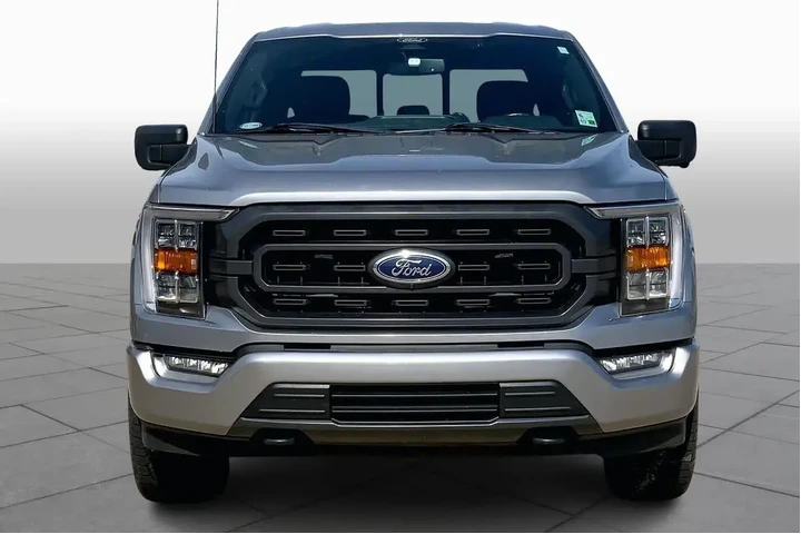 $39332 : Ford F-150 2022 4x4 XLT 4dr image 4