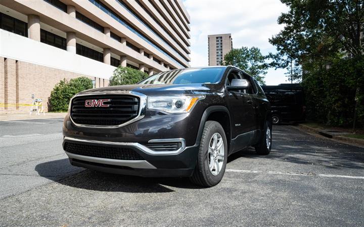 $16000 : 2018 GMC ACADIA image 8