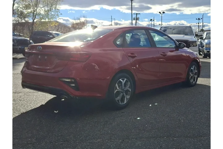 $13994 : Kia Forte 2019 LXS 4dr Sedan image 5