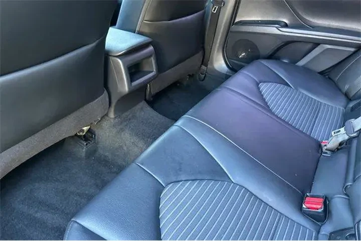 $20042 : Toyota Camry 2020 SE 4dr Sed image 7