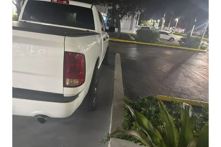 $20936 : Ram 1500 2017 4x2 Express 4d image 6